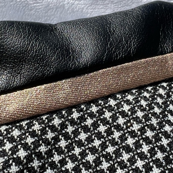 BCBGeneration Mini Skirt Faux Leather Trim Black White Rose Gold 2 QUT3E338 - Picture 3 of 14